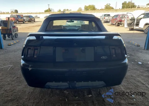 2002 Ford Mustang z USA, uszkodzony, nr VIN 1FAFP44402F110921
